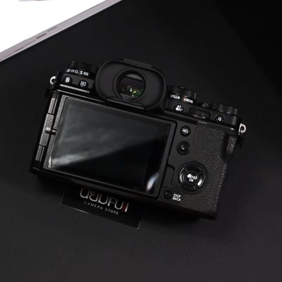 FUJIFILM XT4