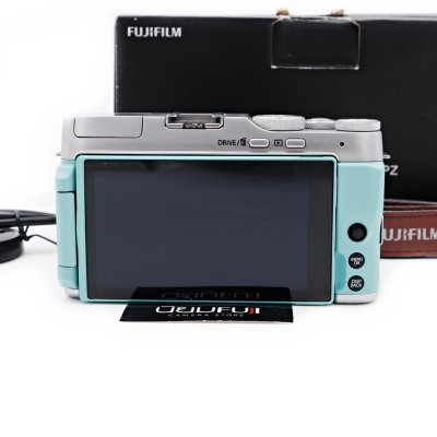 Fujifilm XA7