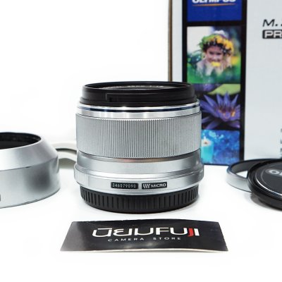 Zuiko 25mm F1.8