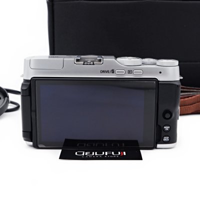 Fujifilm XA7