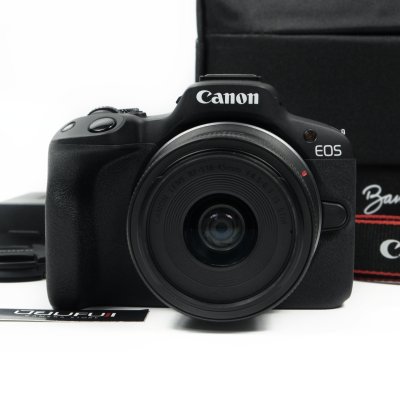 Canon Eos R50