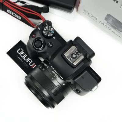 Canon EOS M50II