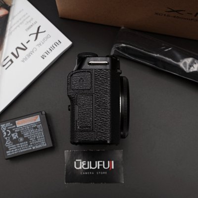 Fujifilm XM5 body