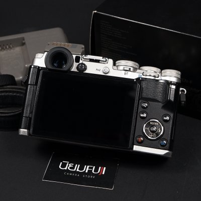 Olympus PEN F