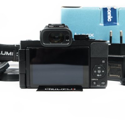 Lumix G100