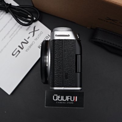 Fujifilm XM5 body
