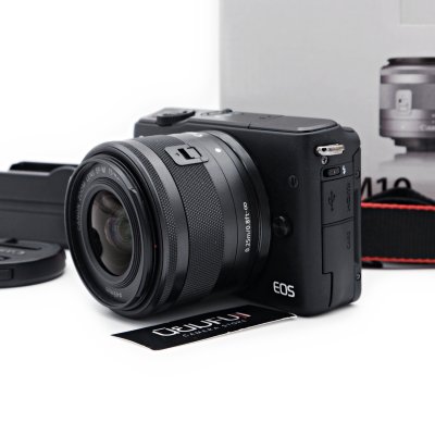 Canon EOS M10