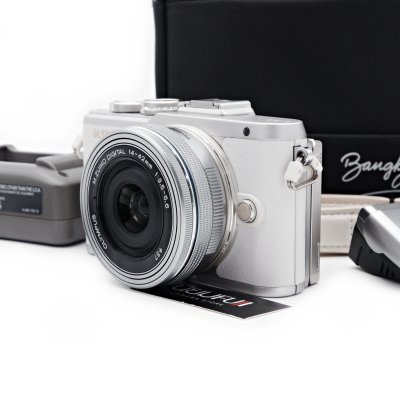 Olympus EPL8