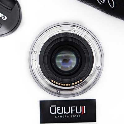 RF50mm F1.8 STM