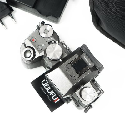 Lumix G7