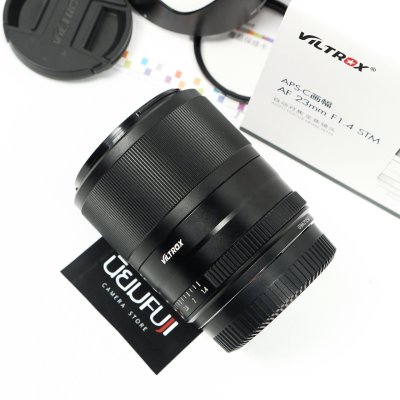 VILTROX 23mm F1.4