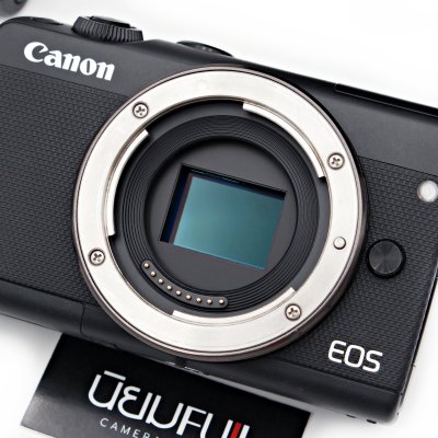 Canon EOS M100