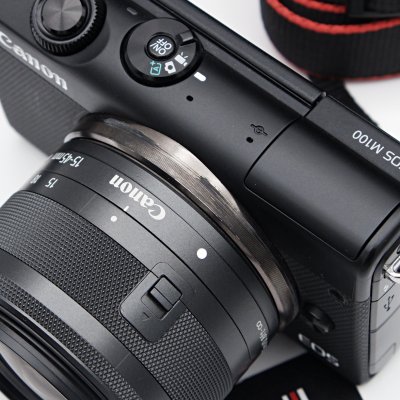 Canon EOS M100