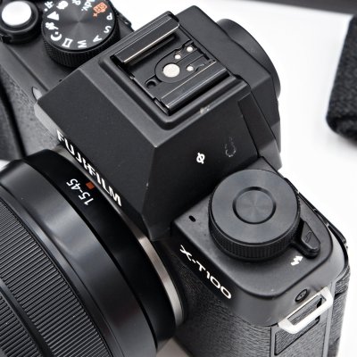 Fujifilm XT100