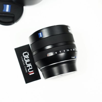 Zeiss Touit 32mm F1.8