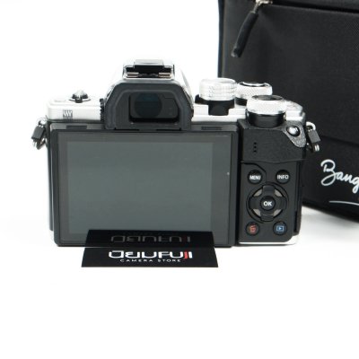 Olympus EM10II
