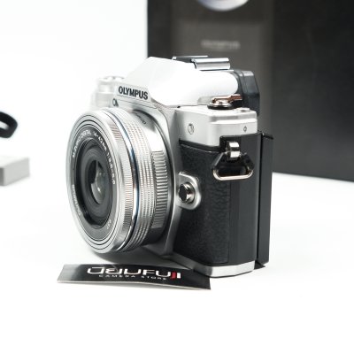 Olympus EM10 Mark3