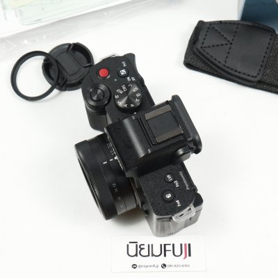 Lumix G100