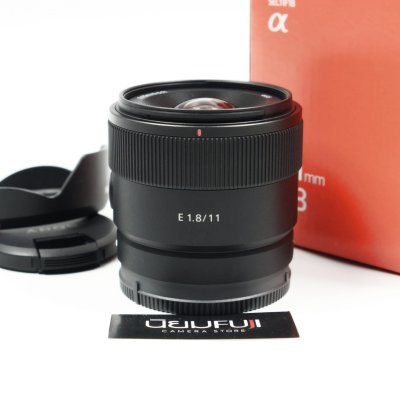 E11mm F1.8