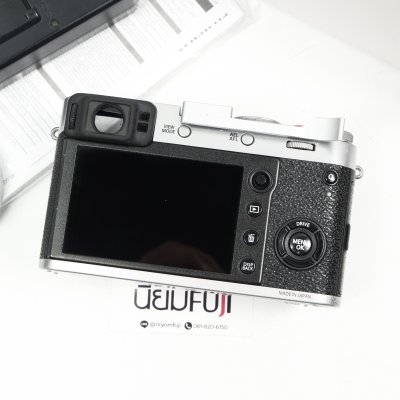FUJIFILM X100F