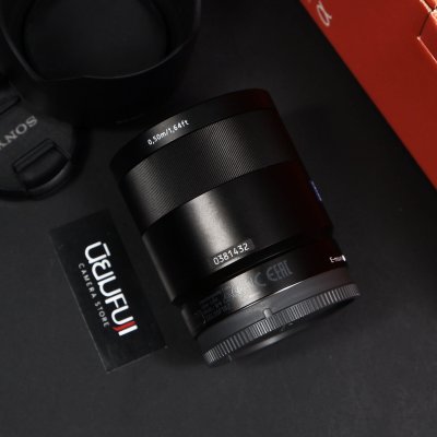 FE55mm F1.8 ZA