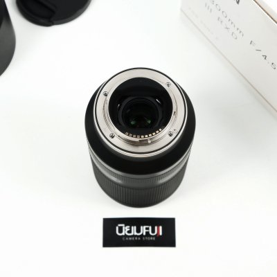 Tamron 70-300mm F4.5-6.3 Di III RXD