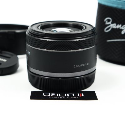 RF50mm F1.8 STM