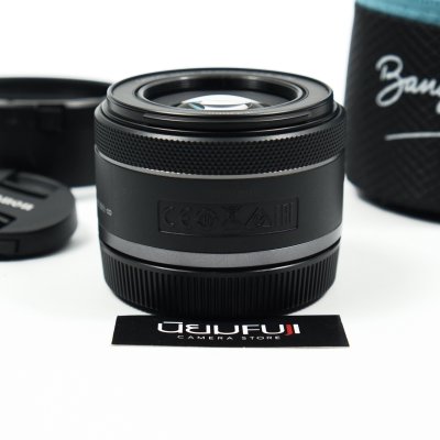 RF50mm F1.8 STM