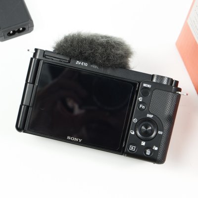 Sony ZVE10 Body