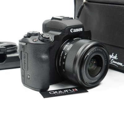 Canon EOS M50