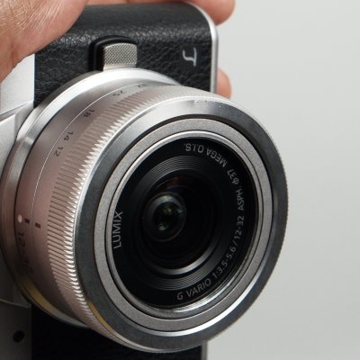 Lumix GF8