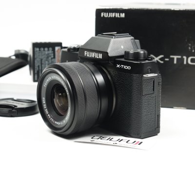 FUJIFILM XT100