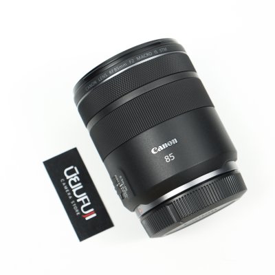 RF85mm F2 Macro IS STM