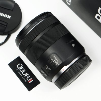 RF85mm F2 Macro IS STM