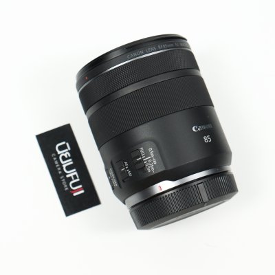 RF85mm F2 Macro IS STM