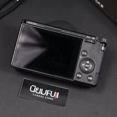 RICOH GRIII