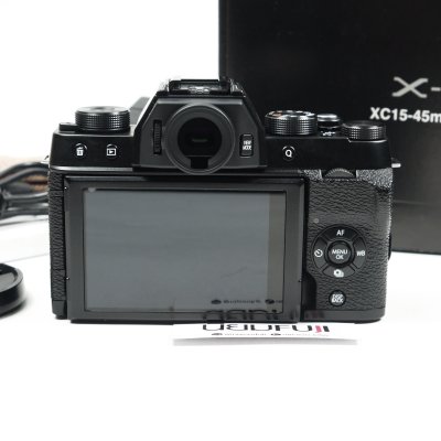 FUJIFILM XT100
