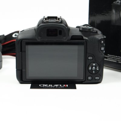 Canon EOS R50