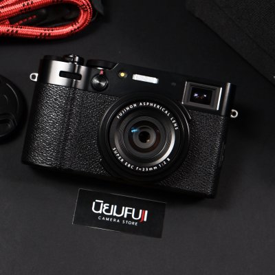 Fujifilm X100V