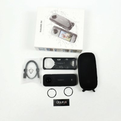 Insta360 X4