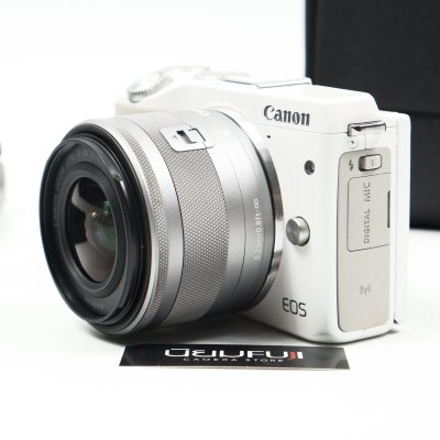 Canon Eos M3