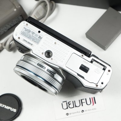 Olympus EM10 II