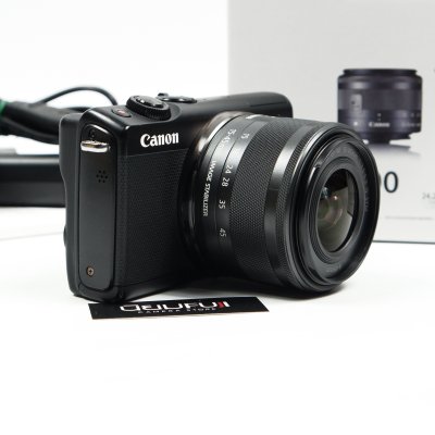 EOS M100