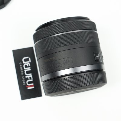 RF24-50mm F4.5-6.3 IS STM