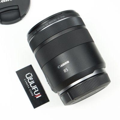 RF85mm F2 Macro IS STM