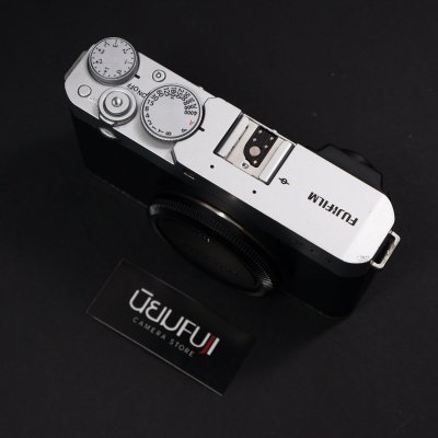 Fujifilm XE4