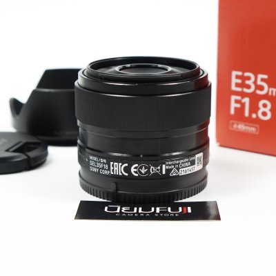 E35mm F1.8 OSS