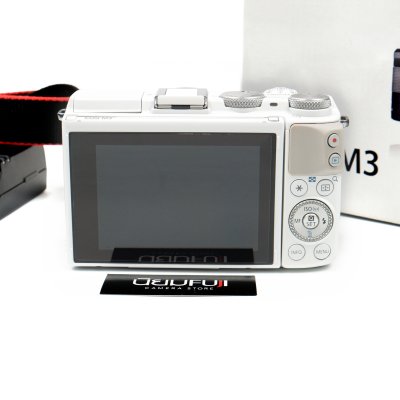 Canon EOS M3