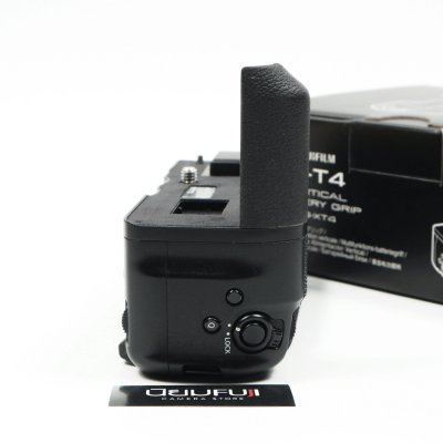 Battery Grip XT4