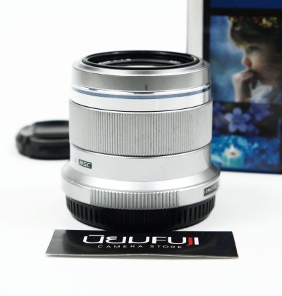 Zuiko 45mm F1.8